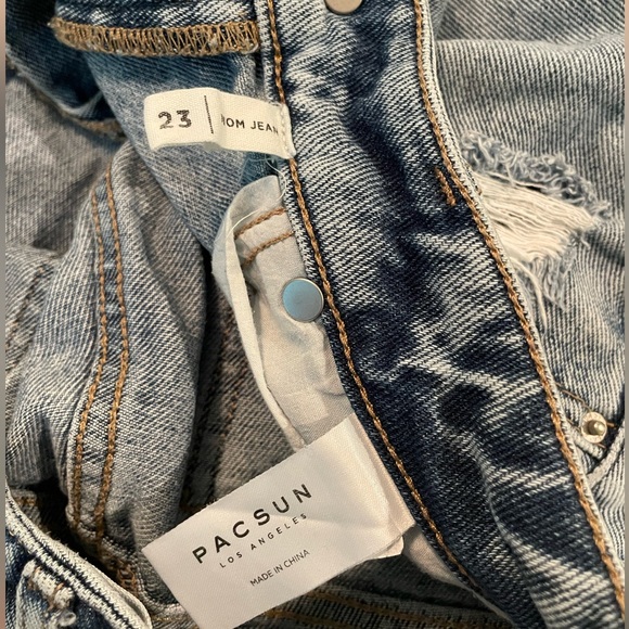 Pacsun Mom Jeans with holes. Women's size 23. - Picture 2 of 3